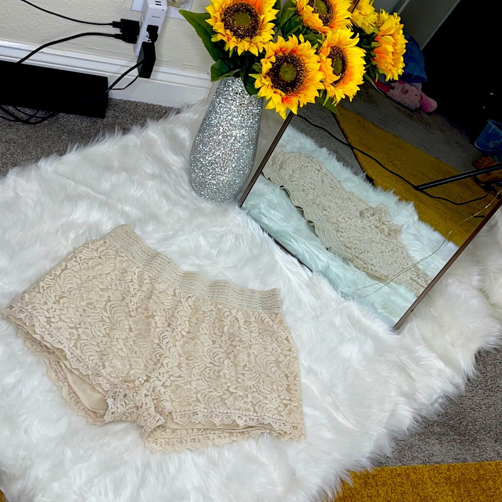 Casual Lace Shorts